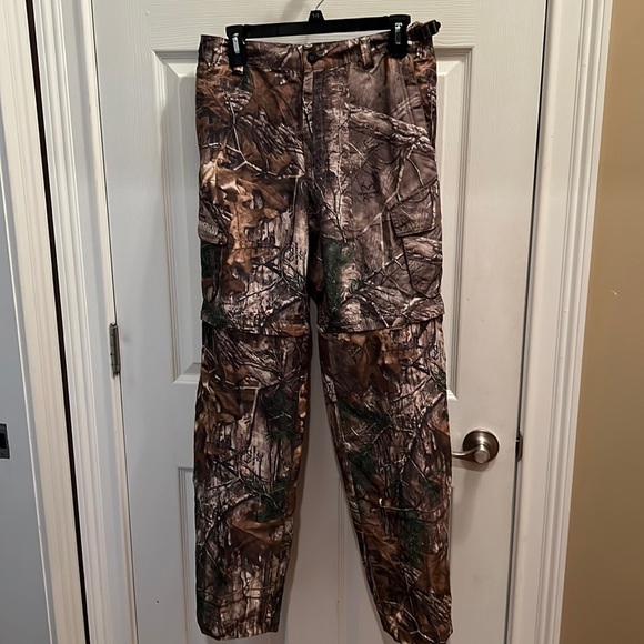 Magellan Outdoors Other - Men’s Small camo pants Magellan Small NWOT